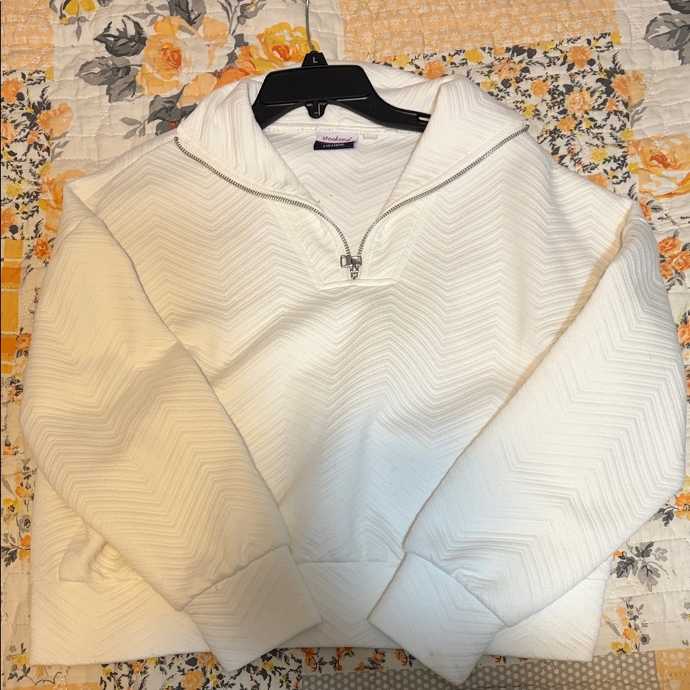 White Half-Zip Chevron Pullover Sweater